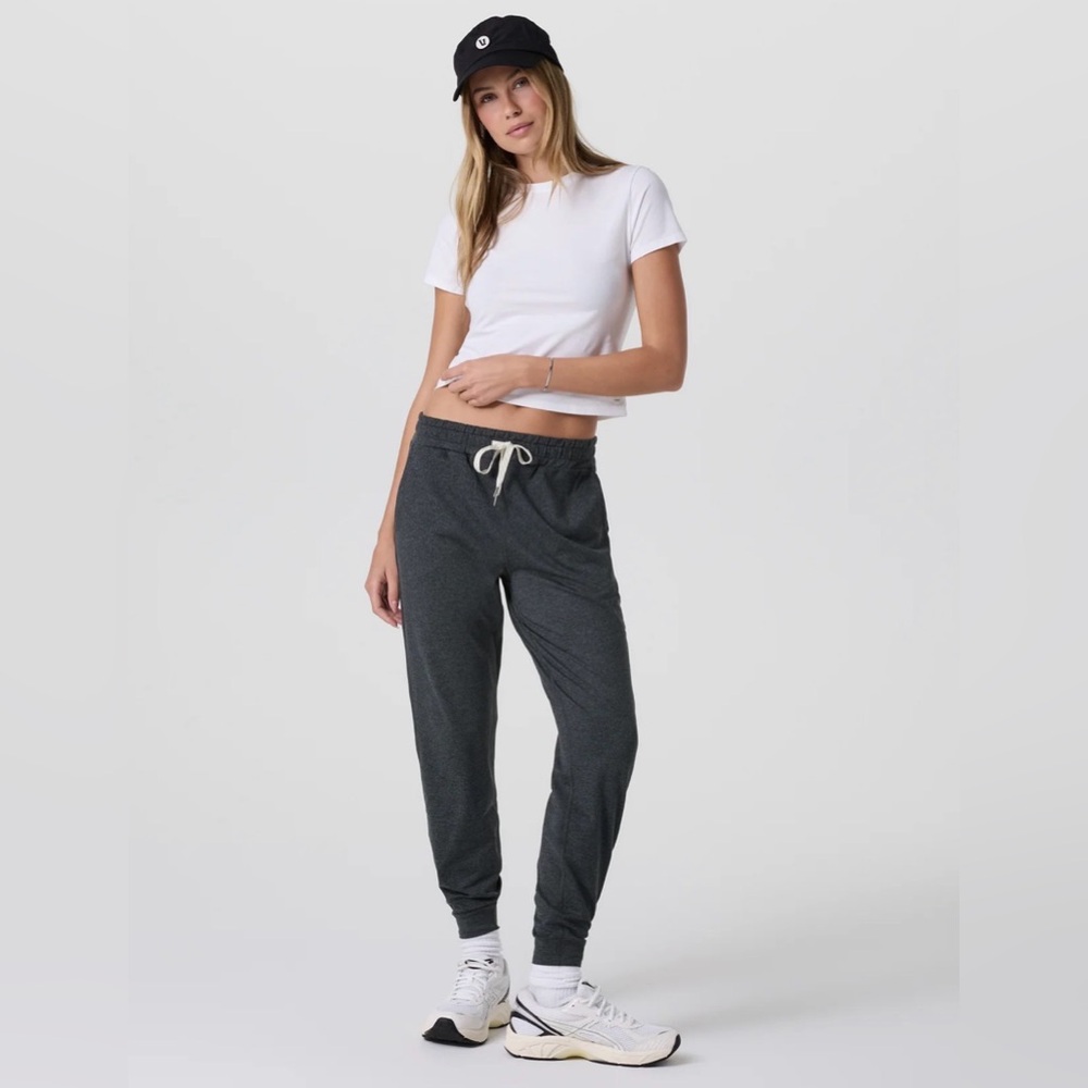 Vuori S Charcoal Performance Drawstring Jogger Sweatpants great pre owned cond